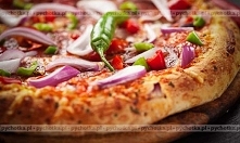 Pizza ratatuj z kurczakiem