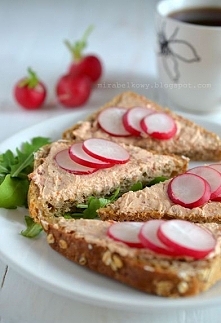 pasta z suszonych pomidorów i twarożku, link w komentarzu