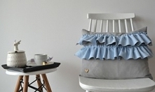 Pastelowa puducha zamszowa ...