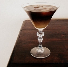 Koktajl kawowo-orzechowy na leniwe niedzielne popołudnie | Silver Teaspoon