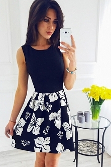 link do sukienki - po kliknięciu w zdjęcie