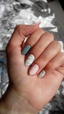 Marmurek róż i szarość od patitkaa z 14 kwietnia - najlepsze stylizacje i ciuszki