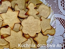 Kruche wykrawane ciasteczka