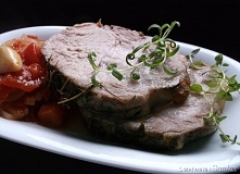 Karczek wieprzowy pieczony w ziołach