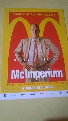 McImperium (3 lutego 2017)
Ray Kroc wchodzi w spółkę z braćmi McDonald. Wkrótce otwierają restauracje oferujące dania podawane klientom w niecałą minutę.
