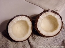 Jak otworzyć kokos ?