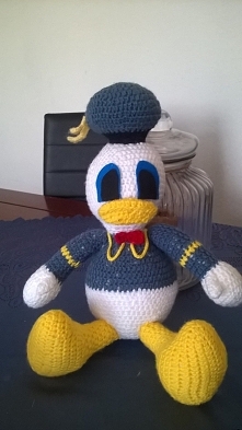 kaczor donald na szydelku