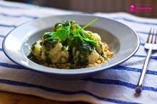 Sałatka z kalafiora i kaszy quinoa