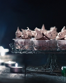 Bezy z muffinami gryczanymi halloween