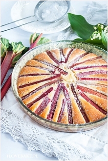 Ciasto jogurtowe z rabarbarem