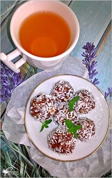 Bardzo kokosowe kuleczki da...