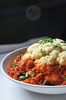 Kalafior gotowany w sosie pomidorowym