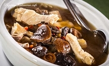 Zupa z kurczakiem i grzybami