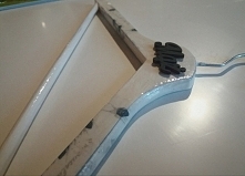 wieszak na garnitur dla Pana młodego:)