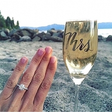 Portal Weselnapolska
Biżuteria ślubna, inspiracje i pomysły.