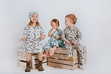 Sukienka krótki i rękaw Blue Dashes