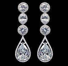 LUKSUSOWE KOLCZYKI 4Tempora Original
Wysokiej jakości biżuteria ślubna i wieczorowa wykonana z trwale platerowanego 18 karatowym białym złotem oraz rodowanego stopu jubilerskieg...