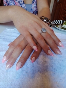 Żele z hybryda i efekt szronu