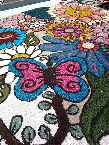 Dywan z kwiatów