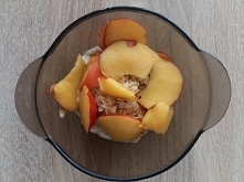 Breakfaast time! Owsianka na mleku z nektarynką ❤️