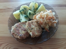 Kotleciki jajeczne i surówk...