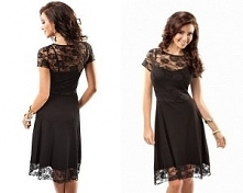 czarna klasyczna koronka :)