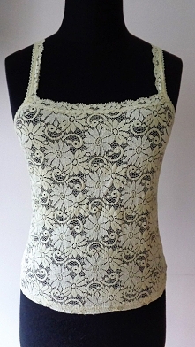 Koronkowy TOP rozmiar S/M UK TANIO!
kolor koronki bladożółty

używana,w bardzo dobrym stanie

Polecam