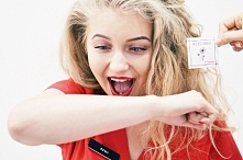 Hej dziewczyny, mam pewien problem i mam nadzieję,że mi pomożecie. Czy któraś z was depiluje sobie ręce? Jeżeli tak to czym to robicie i czy krem do depilacji daje dobry efet? C...