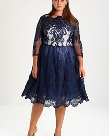 Koronkowa sukienka Chi Chi London Curvy DIANE idealna na studniówkę.