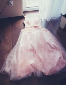 Sprzedam! Rozmiar S, na ok....