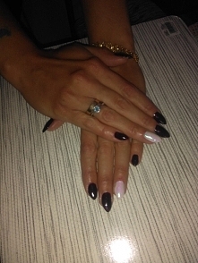 paznokcie malowane przeze m...