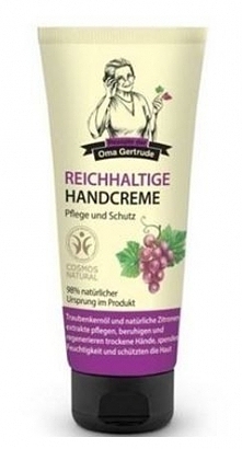 Na południu Niemiec mieszka wspaniała babcia Gertruda, która przez całe swe życie studiuje zioła i tworzy unikalne kosmetyki domowej produkcji. Bazując na latach jej doświadczen...