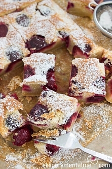 Bezglutenowy placek ze śliwkami - szybkie ciasto. Przepis po kliknięciu w zdjęcie.