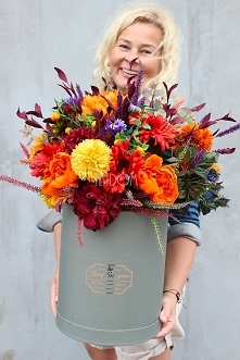 flower box z jesiennymi kwiatami od tendom.pl