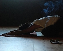 Jesienny wieczór to nie tylko herbata i koc, to nie tylko telewizja i popcorn, to też czas na ćwiczenia, na które czasu w środku dnia zabraknąć może ♥