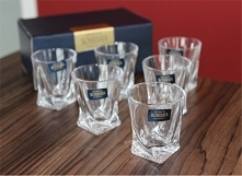 Elegancki zestaw z czeskiej fabryki szkła