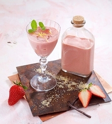 Likier truskawkowo-śmietankowy