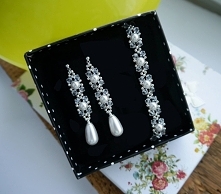 Wydłużone krople ze Swarovskim w roli głównej ...