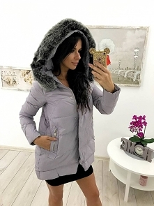 ❄️⛄️❄️Zima nadchodzi wielkimi krokami....A Wy macie już kupioną kurtkę zimową? ❄️⛄️❄️
Mamy dla Was znakomitą propozycję kurtki puchowej z futerkiem