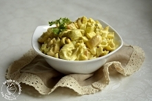 Sałatka z kolorowym tortellini i sosem jogurtowo- majonezowym