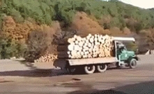 Rozładunek drewna like a boss