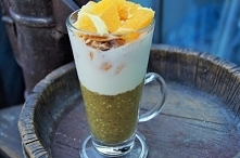 Chia z pomarańczami