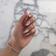 przyciągają wzrok...