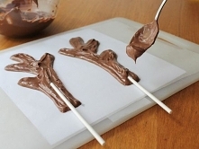 make reindeer antlers for cake