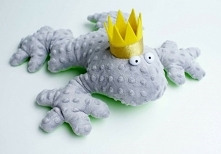 królewicz żaba w koronie
kuferek-malucha.art-madam.pl