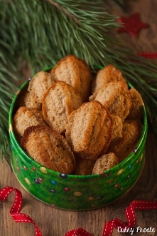 Magdalenki miodowo-migdałowe