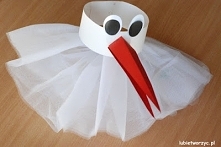 Przebranie bociana w wersji DIY - papierowa opaska i tiulowa spódniczka :)