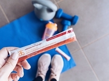 Ćwiczenia fizyczne mogą być wyczerpujące. Bez zdrowej metody na odzyskanie sił ciężko utrzymać formę. After Workout zawiera odpowiednie proporcje (2:1:1) aminokwasów rozgałęzion...