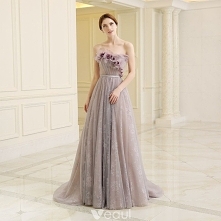 Piękne Winogrono Sukienki Wieczorowe 2018 Princessa Bez Ramiączek Bez Rękawów Sztuczne Kwiaty Szarfa Trenem Sąd Wzburzyć Bez Pleców Sukienki Wizytowe