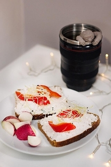 DietBox fb
Kubek mam identyczny, ale ten leniwiec <3 :D